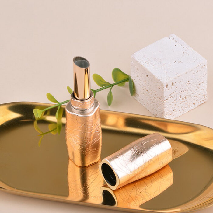 Irregular Shape Lipstick Tube – Elegant Curved Design with Customizable Finish - Image 2